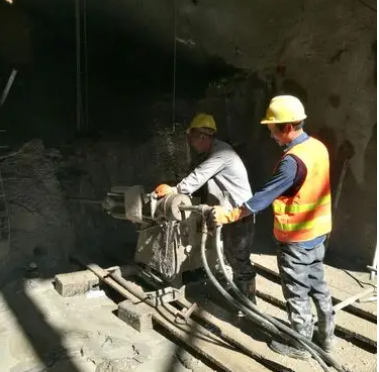 弓长岭水下抗分散灌浆料特点 水下不分散注浆料介绍